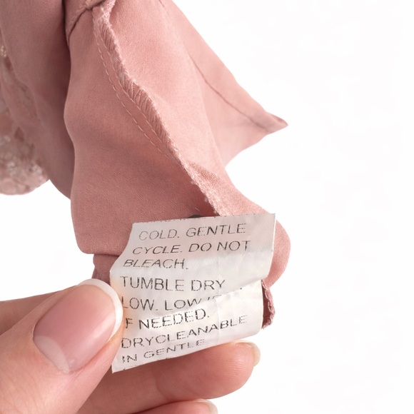 Soft Feminine Romantic Lace Sleeve - Balletcore Blouse - Dusty Pink - Size L - Picture 5 of 5